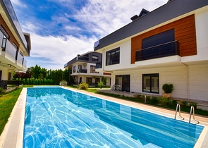 Квартира планировки 3+1 в микрорайоне Гюзельоба - Анталия  