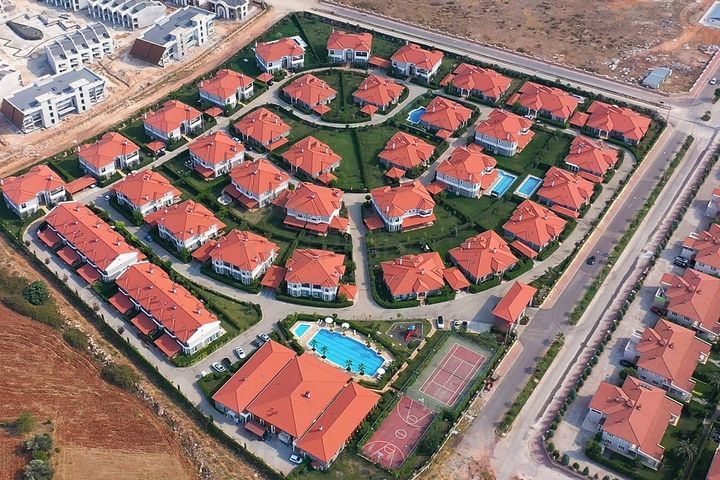 Вилла планировки 4+2 в районе Дошемеалты - Анталия 