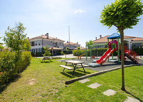 Вилла планировки 4+2 в районе Дошемеалты - Анталия 