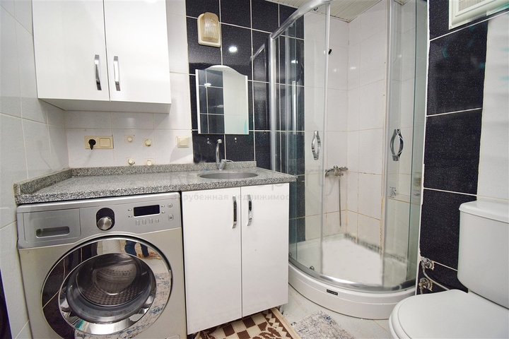 Квартира планировки 2+1 в центре города Анталия