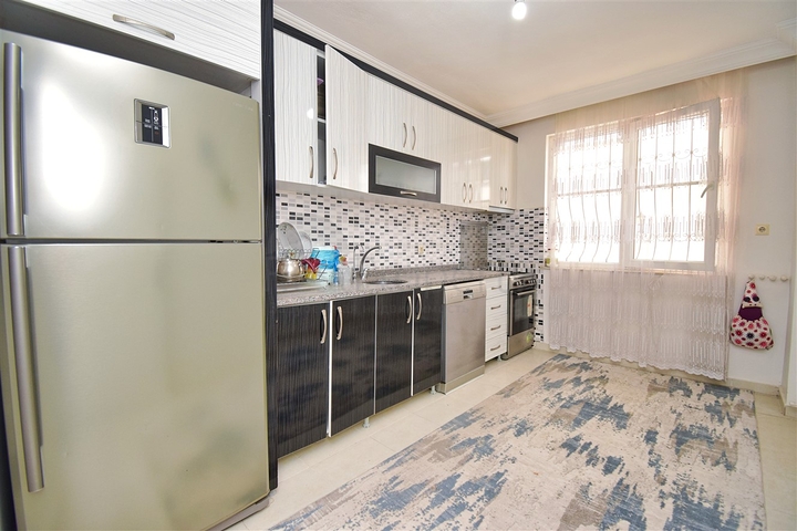 Квартира планировки 2+1 в центре города Анталия