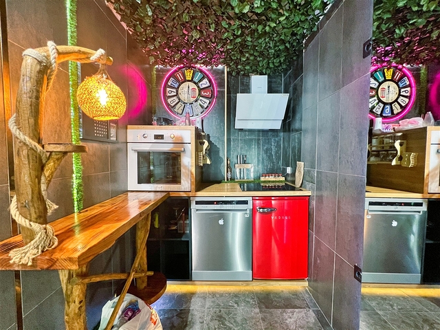 Квартира планировки 1+1 в центре города Анталия