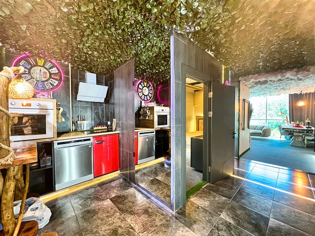 Квартира планировки 1+1 в центре города Анталия