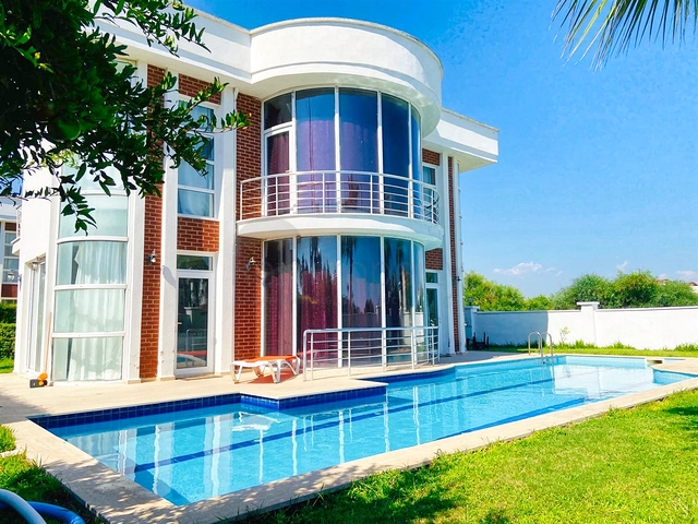 Вилла планировки 4+1 в районе Белек - Анталия