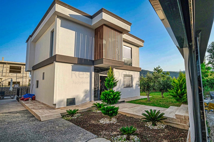 Вилла планировки 4+1 в микрорайоне Текирова - Анталия