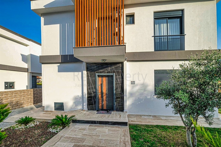 Вилла планировки 4+1 в микрорайоне Текирова - Анталия