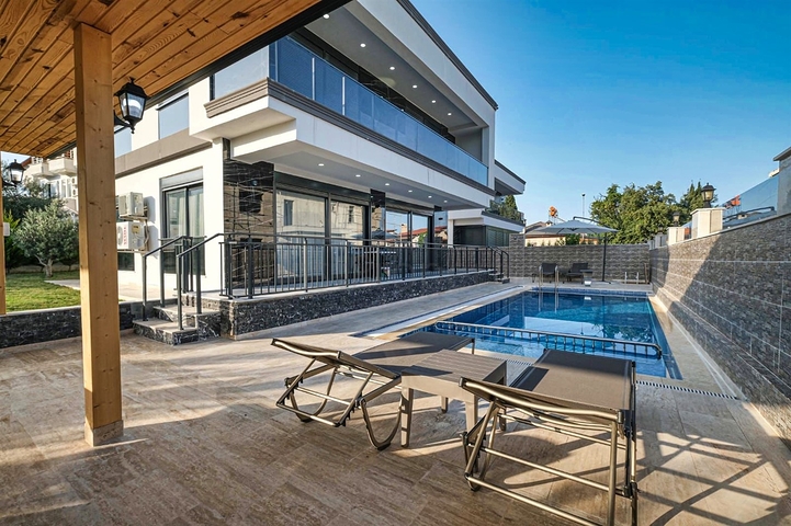 Вилла планировки 4+1 в микрорайоне Текирова - Анталия