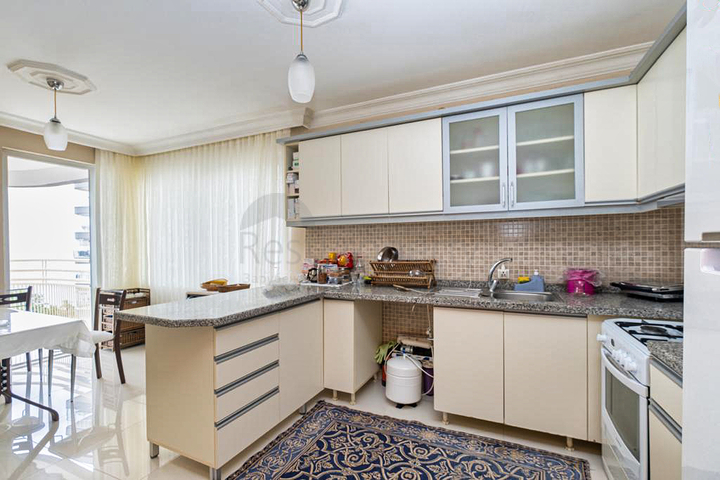 Квартира планировки 3+1 в микрорайоне Шириньялы - Анталия