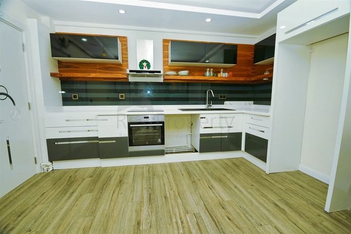 Квартира планировки 2+1 в микрорайоне Пынарбашы - Анталия