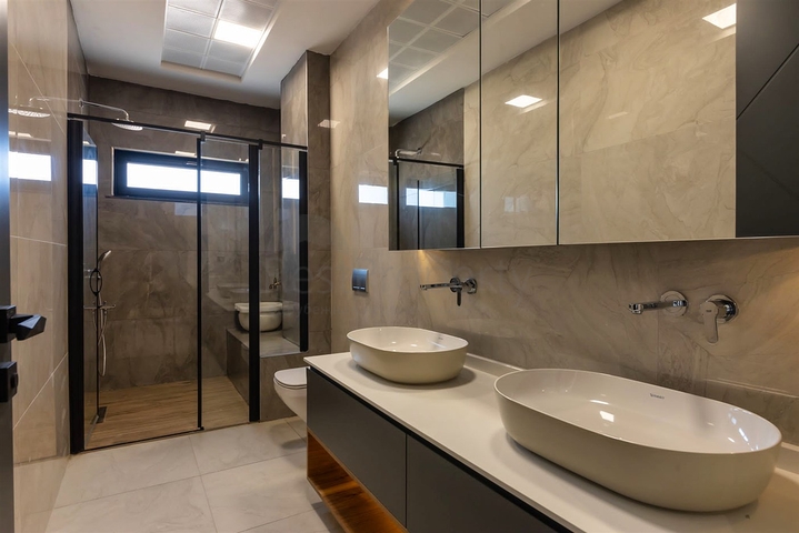 Вилла планировки 6+1 в районе Дошемеалты - Анталия