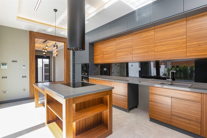 Вилла планировки 6+1 в районе Дошемеалты - Анталия