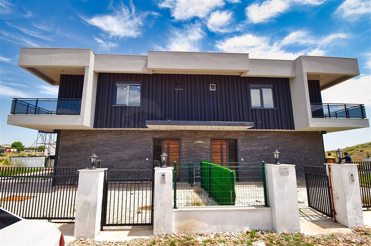 Вилла планировки 3+1 в микрорайоне Кемерагзы - Анталия