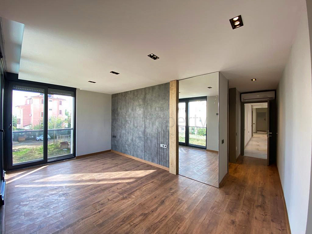 Вилла планировки 5+1 в микрорайоне Эрменек - Анталия