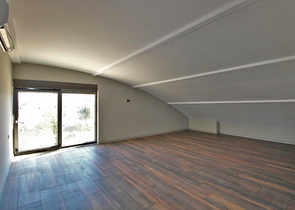 Вилла планировки 6+1 в микрорайоне Гюзельоба - Анталия