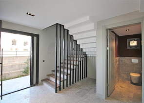 Вилла планировки 6+1 в микрорайоне Гюзельоба - Анталия