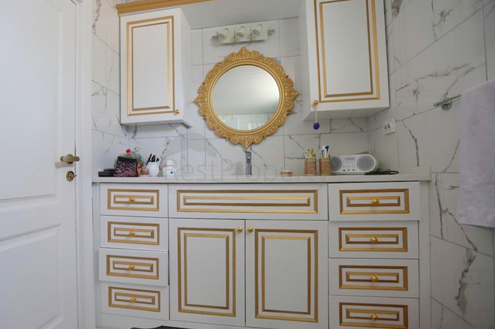 Вилла планировки 4+1 в районе Кемер - Анталия