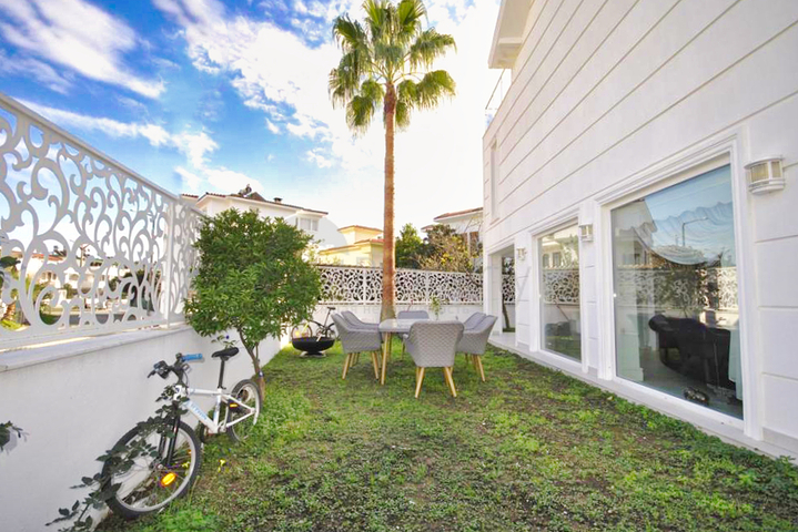 Вилла планировки 3+1 в районе Кемер - Анталия