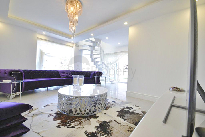 Вилла планировки 3+1 в районе Кемер - Анталия