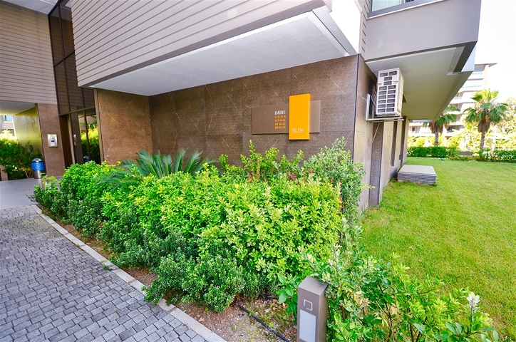 Квартира планировки 3+1 в микрорайоне Гюрсу - Анталия