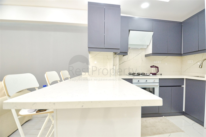 Квартира планировки 2+1 в центре города Анталия 