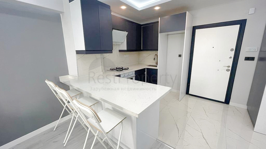 Квартира планировки 2+1 в центре города Анталия 