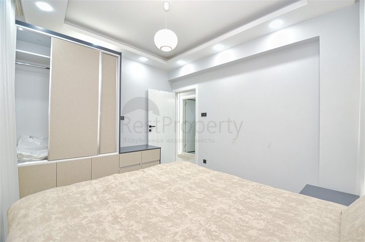 Квартира планировки 2+1 в центре города Анталия 