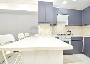 Квартира планировки 2+1 в центре города Анталия 