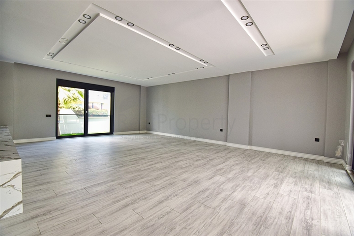 Вилла планировки 4+1 в районе Дошемеалты - Анталия 