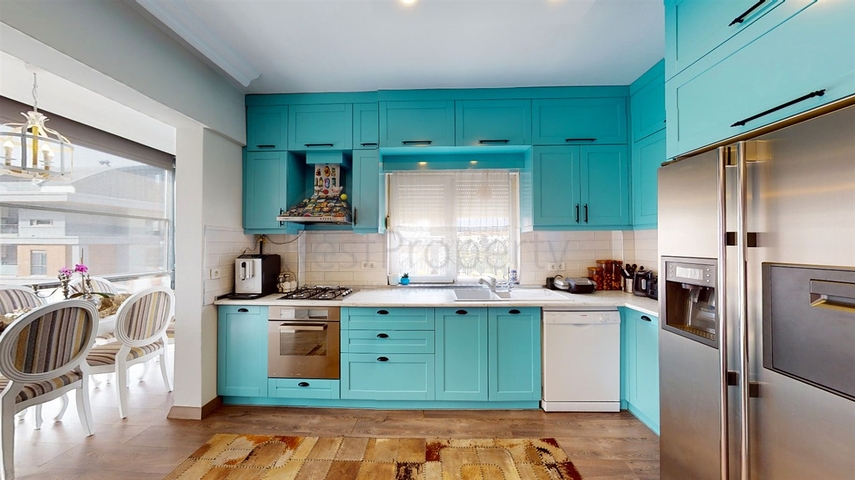 Квартира планировки 6+1 дуплекс в микрорайоне Унджалы - Анталия 