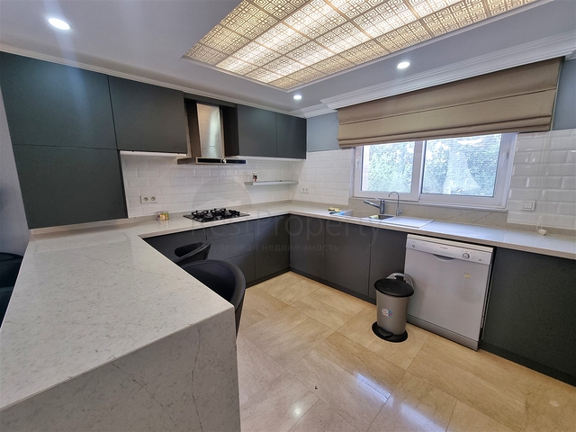 Вилла планировки 4+1 в микрорайоне Кадрие - Анталия 