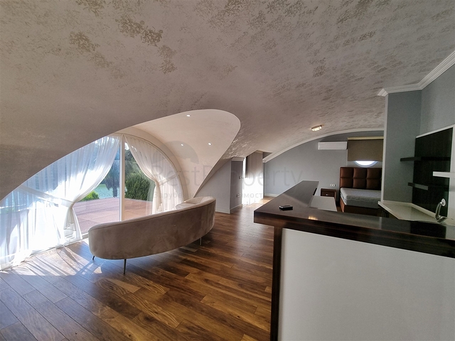 Вилла планировки 4+1 в микрорайоне Кадрие - Анталия 