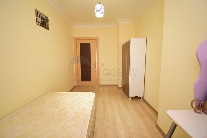 Квартира планировки 6+2 дуплекс в центре города Анталия 