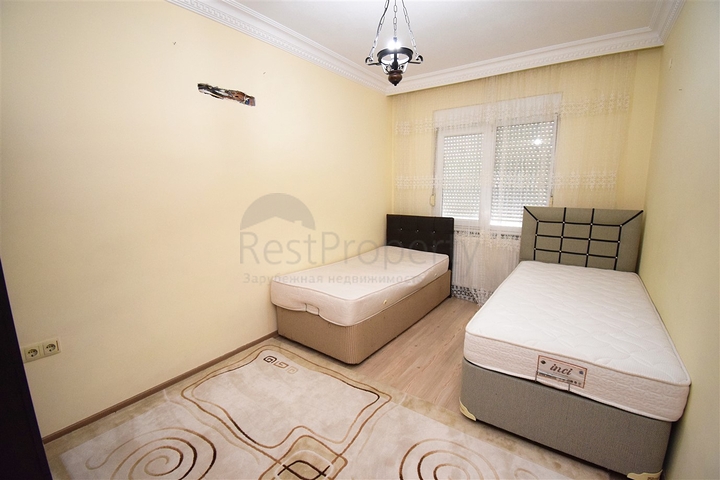 Квартира планировки 6+2 дуплекс в центре города Анталия 