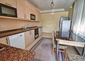 Квартира планировки 6+2 дуплекс в центре города Анталия 