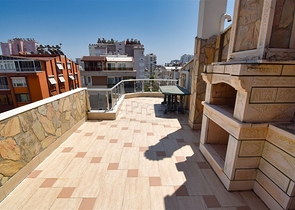 Квартира планировки 6+2 дуплекс в центре города Анталия 