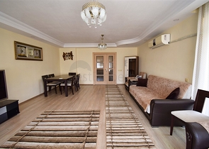 Квартира планировки 6+2 дуплекс в центре города Анталия 