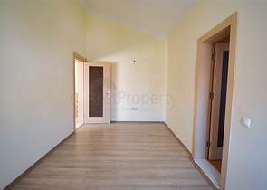 Квартира планировки 6+2 дуплекс в центре города Анталия 