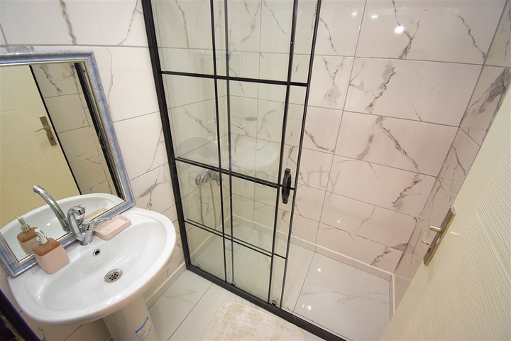 Квартира планировки 3+1 в микрорайоне Кызыларык - Анталия 