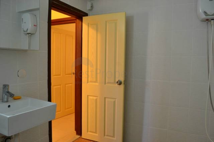 Двухкомнатаная квартира в аренду на берегу моря