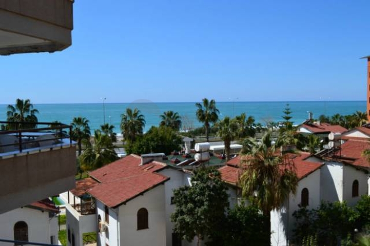 Двухкомнатаная квартира в аренду на берегу моря