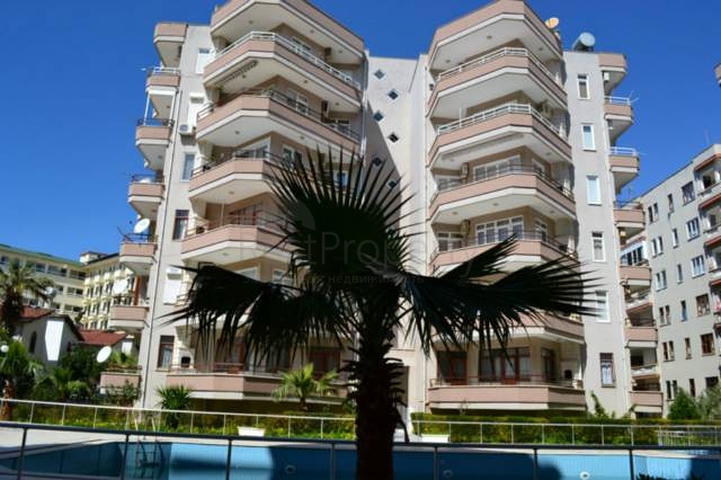 Двухкомнатаная квартира в аренду на берегу моря