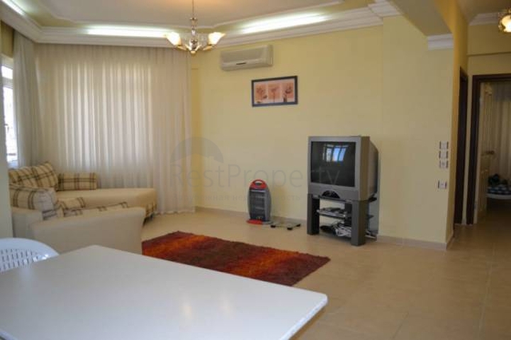 Двухкомнатаная квартира в аренду на берегу моря