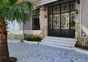 Двухкомнатаная квартира в аренду на берегу моря