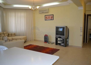 Двухкомнатаная квартира в аренду на берегу моря