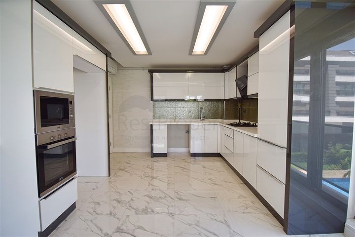 Квартира планировки 3+1 в микрорайоне Унджалы - Анталия 