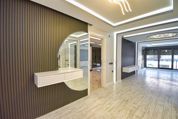 Квартира планировки 3+1 в микрорайоне Унджалы - Анталия 