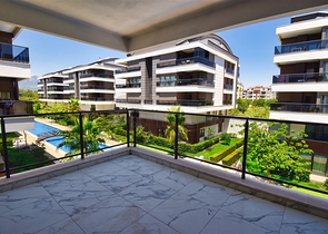 Квартира планировки 3+1 в микрорайоне Унджалы - Анталия 