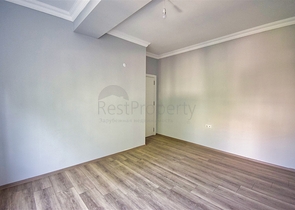 Квартира планировки 2+1 в центре города Анталия 