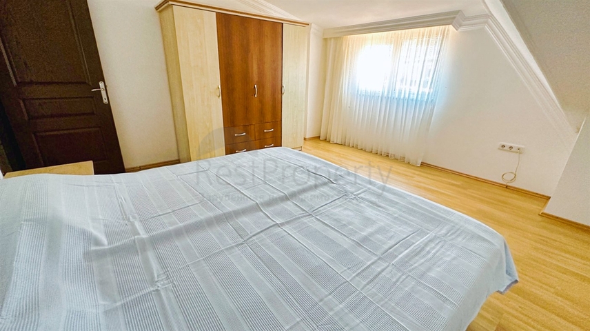 Квартира планировки 2+1 дуплекс в районе Кемер - Анталия 