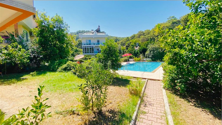 Квартира планировки 2+1 дуплекс в районе Кемер - Анталия 